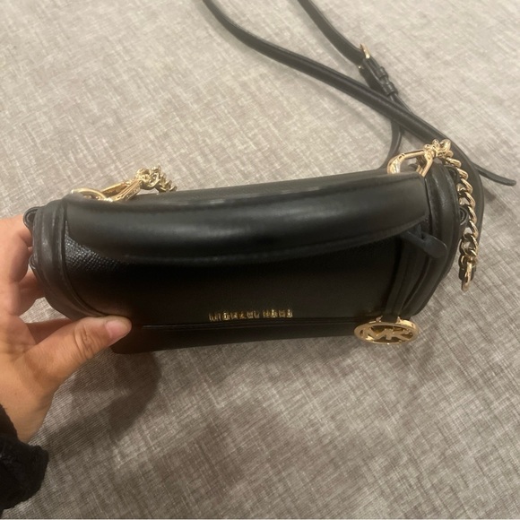 Michael Michael Kors Jet Set Extra-Small Crossbody Holliday black and gold - Picture 8 of 11